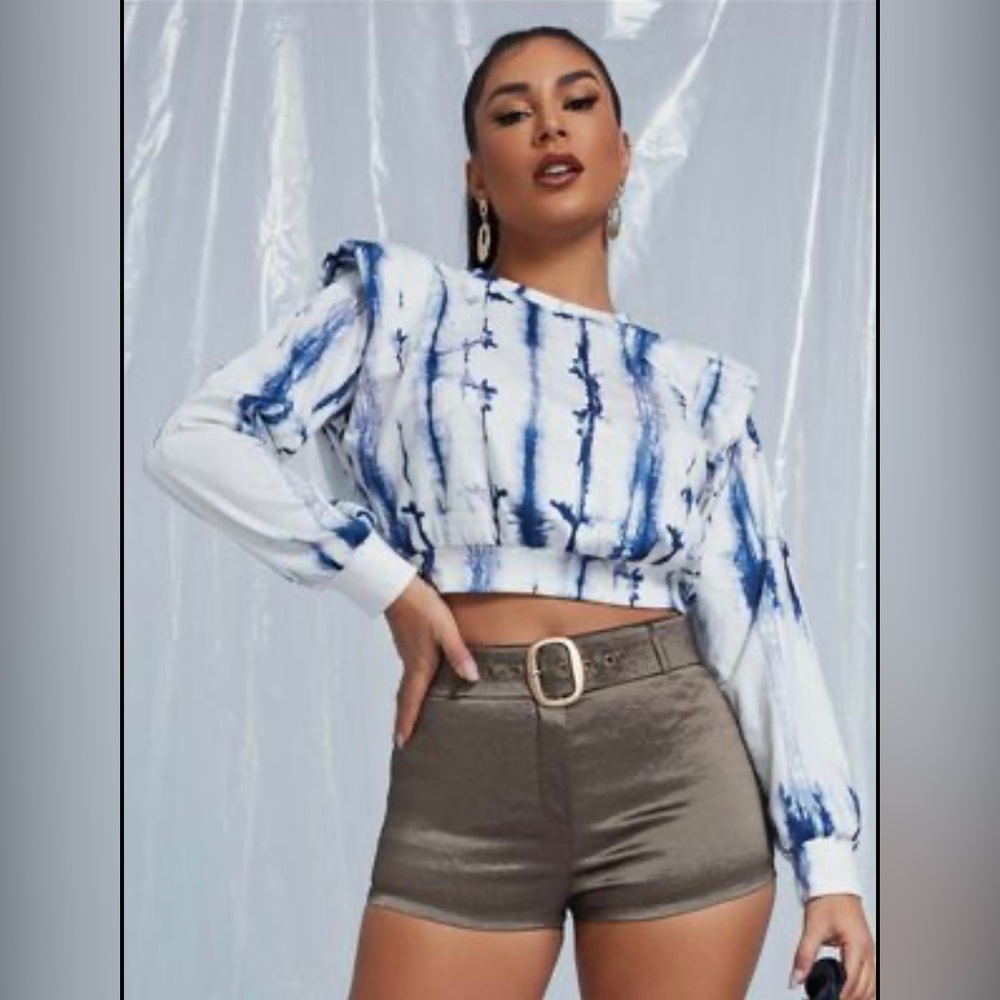 Squeeze Me Crop Top